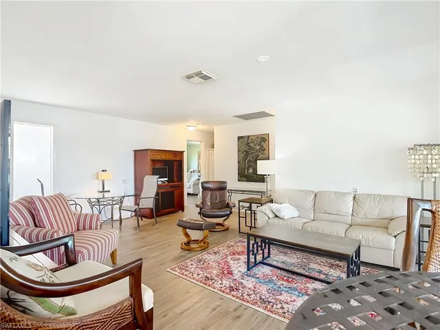 7861 Buccaneer Dr, Fort Myers Beach, Florida 33931