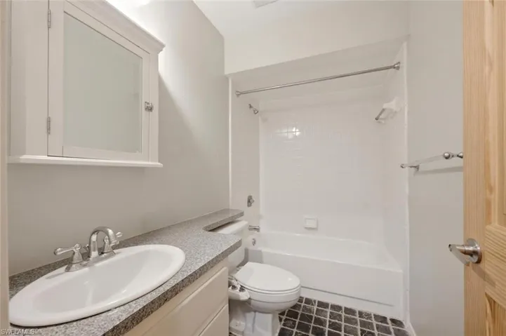 223 Charity Ct L5, Naples, Florida 34112