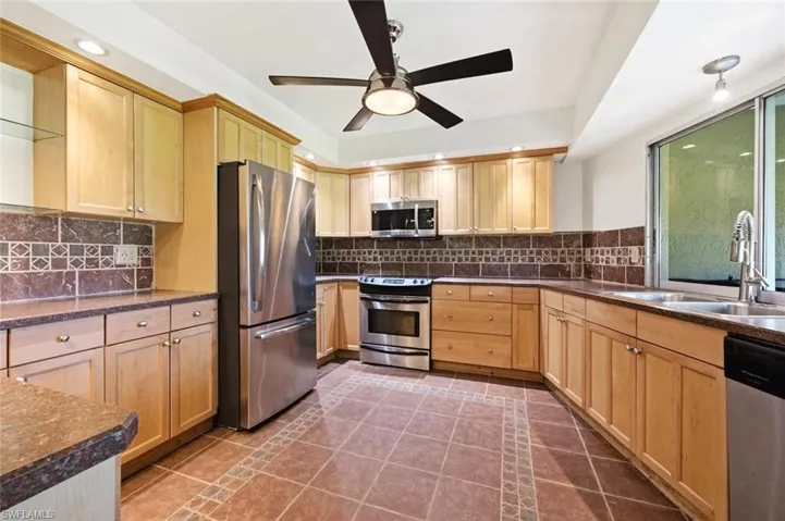 223 Charity Ct L5, Naples, Florida 34112