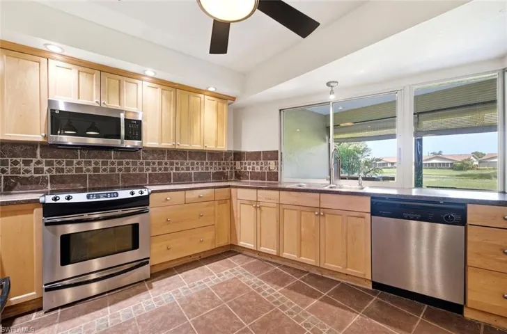 223 Charity Ct L5, Naples, Florida 34112