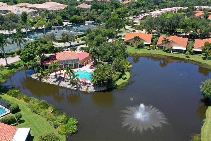 909  Reef Point  CIR, NAPLES, FL 34108