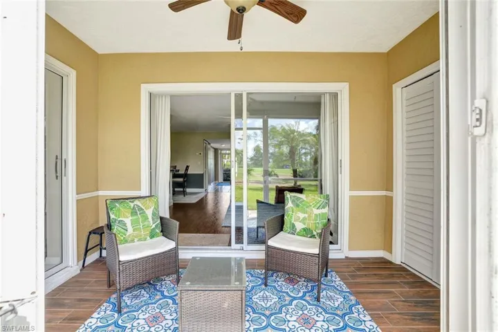 7360  Glenmoor  LN, Naples, FL 34104