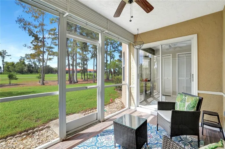 7360  Glenmoor  LN, Naples, FL 34104