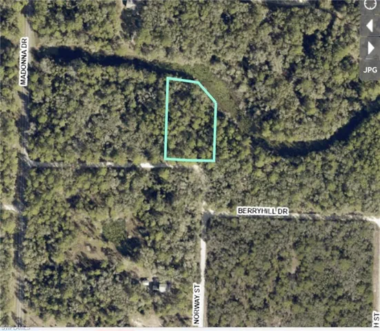 Aerial Parcel Map. Outlining the boundaries of the property and its surrounding topography