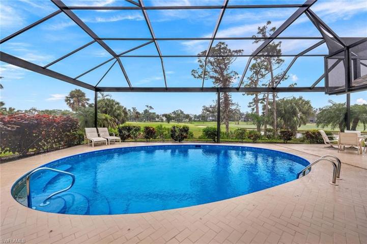Endless Panoramic Double Fairway Golf Course View thru Panoramic Picture Cage Enclosure, Big Sparkling Pool!
