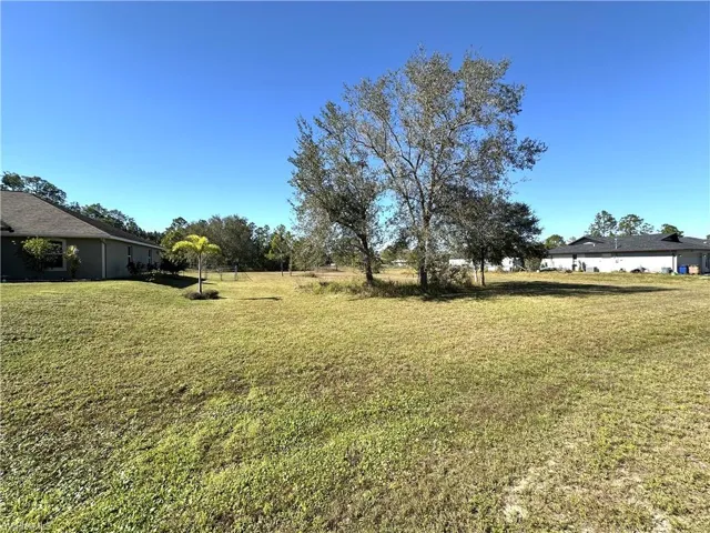 1407  Roosevelt  AVE, Lehigh Acres, FL 33972
