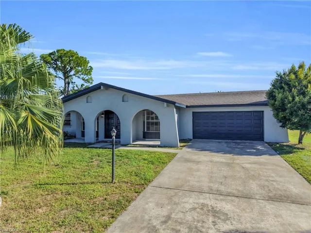 502 Parkside St, Lehigh Acres, Florida 33936