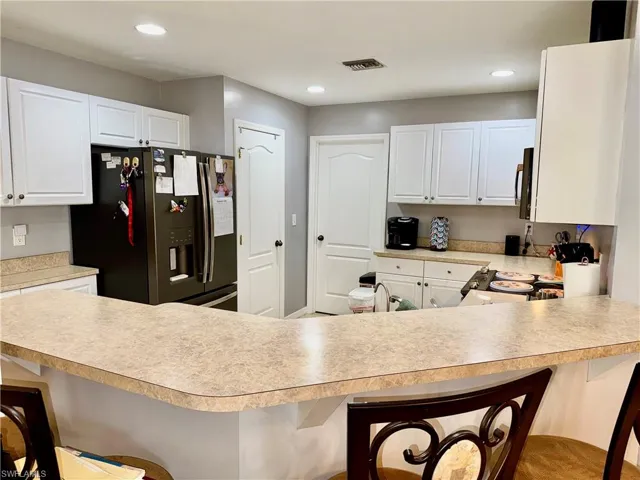 2133 19th Pl, Cape Coral, Florida 33909