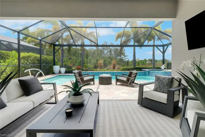 6225 Antigua Way, Naples, Florida 34113