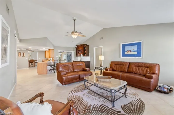 1704 Palaco Grande Pkwy, Cape Coral, Florida 33904