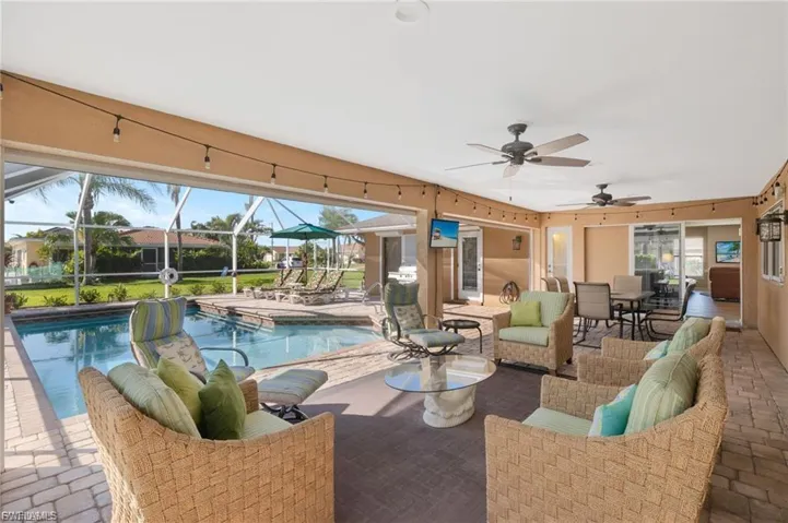 1704 Palaco Grande Pkwy, Cape Coral, Florida 33904