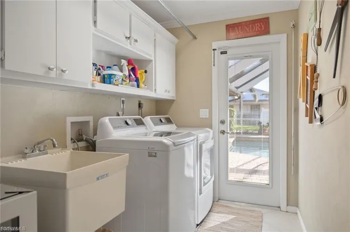 1704 Palaco Grande Pkwy, Cape Coral, Florida 33904