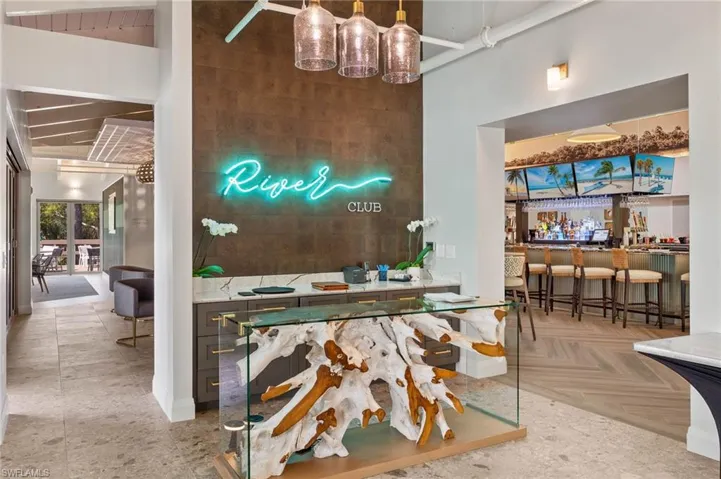 River Club, a casual sports bar & grill