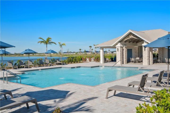 Edgewater pool