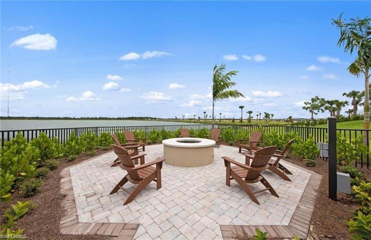 Edgewater firepit