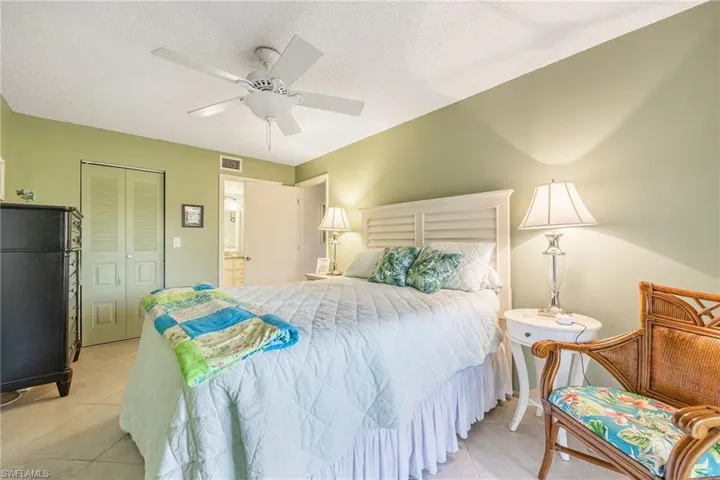 14880  Summerlin Woods  DR, Fort Myers, FL 33919