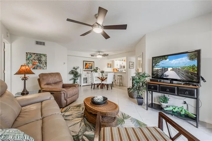 14880  Summerlin Woods  DR, Fort Myers, FL 33919