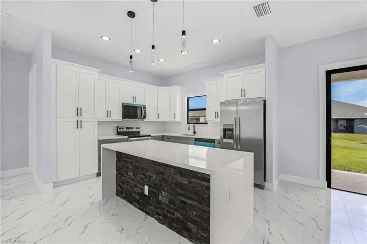 4631  Ida N AVE, Lehigh Acres, FL 33971