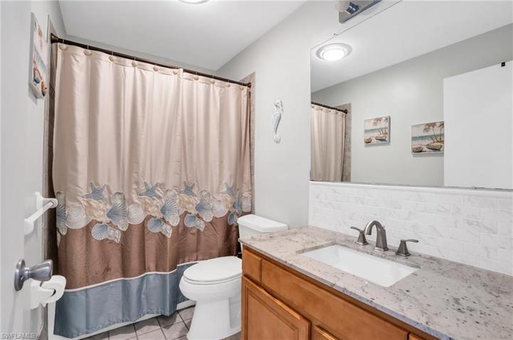 1730 Sandy CIR # 210, CAPE CORAL FL 33904