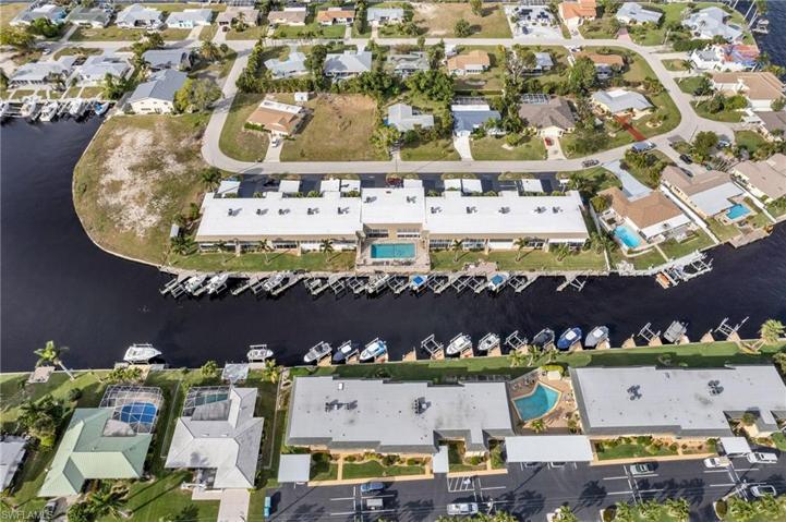 1730 Sandy CIR # 210, CAPE CORAL FL 33904
