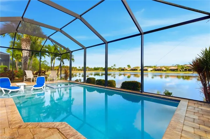 Custom salt-water pool & spa