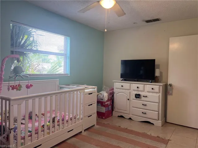 17 Illinois Rd, Lehigh Acres, Florida 33936