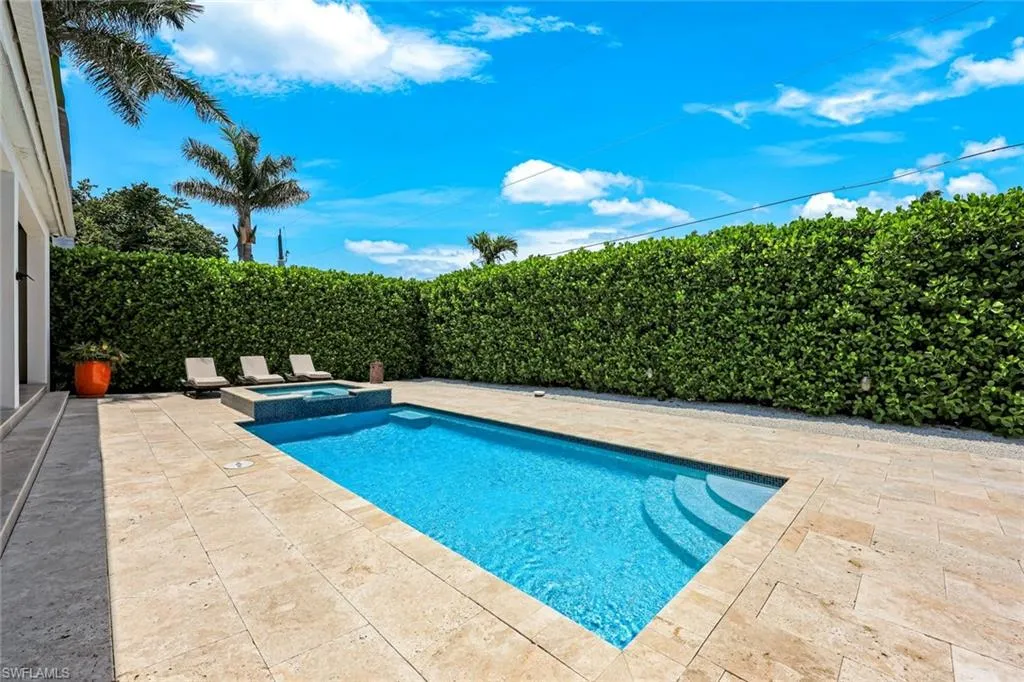 1167 22nd AVE, Naples, FL 34103,225050194