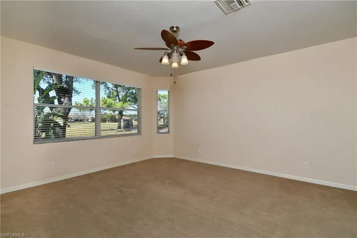 4808  Fairloop  RUN, Lehigh Acres, FL 33973