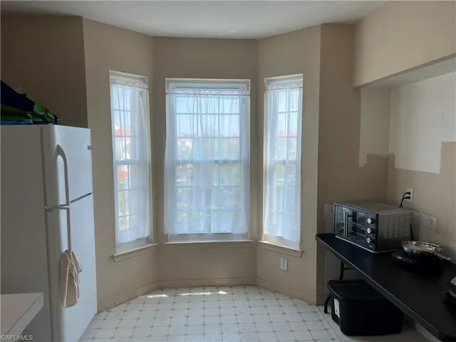 Bay Window in Kitchn