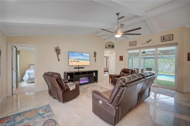 5422 Agualinda Blvd, Cape Coral, Florida 33914