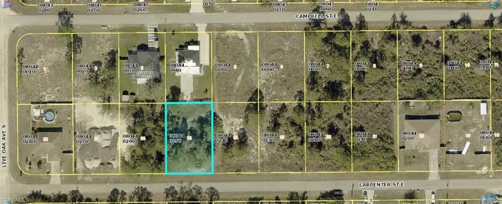 853 Carpenter St E, Lehigh Acres, Florida 33974