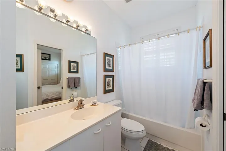 8540  Mystic Greens  WAY, Naples, FL 34113