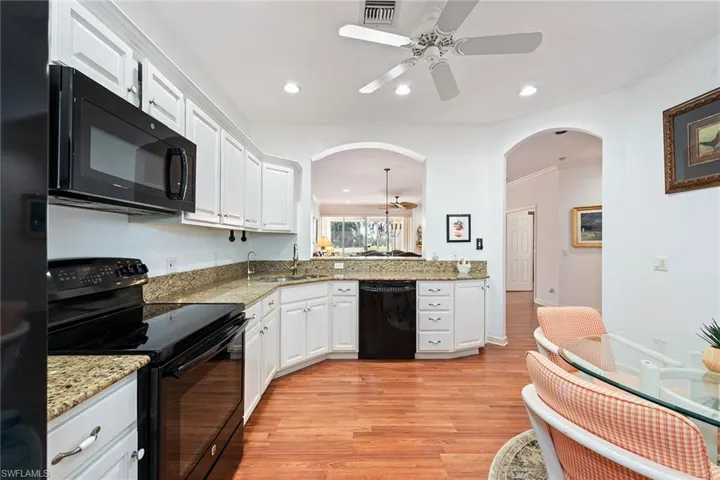 8540  Mystic Greens  WAY, Naples, FL 34113