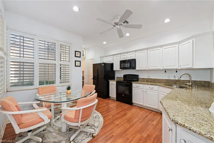 8540  Mystic Greens  WAY, Naples, FL 34113