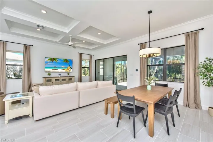9280  Cormorant  DR, Naples, FL 34120