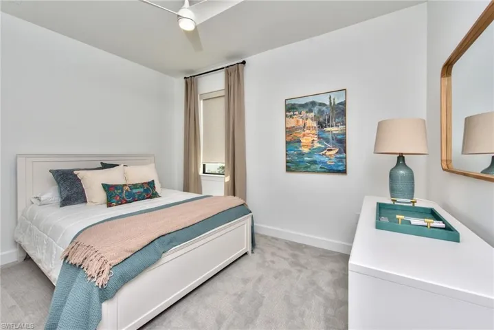 9280  Cormorant  DR, Naples, FL 34120