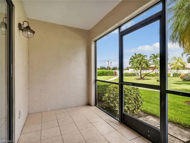 10041 Maddox Ln 102, Bonita Springs, Florida 34135