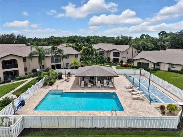 10041 Maddox Ln 102, Bonita Springs, Florida 34135