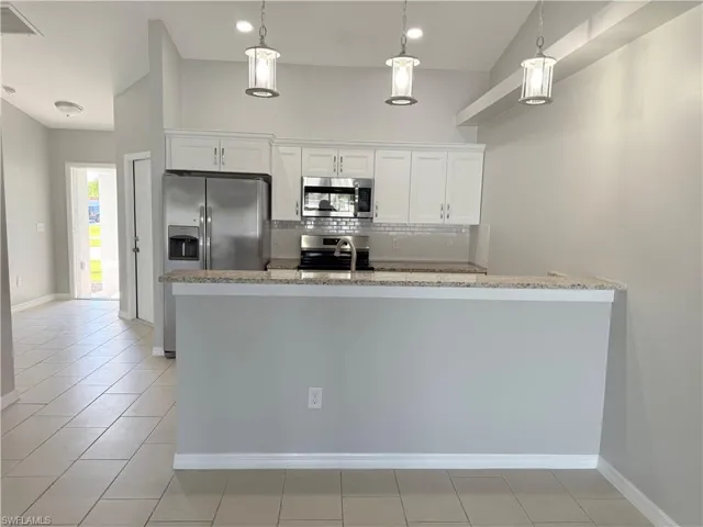 1405 Nelson Rd N, Cape Coral, Florida 33993