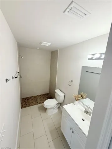 1405 Nelson Rd N, Cape Coral, Florida 33993