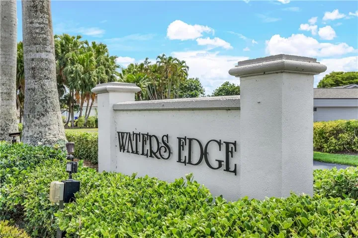 Waters Edge Located in The Heart of The Community- Walk to the Country Club