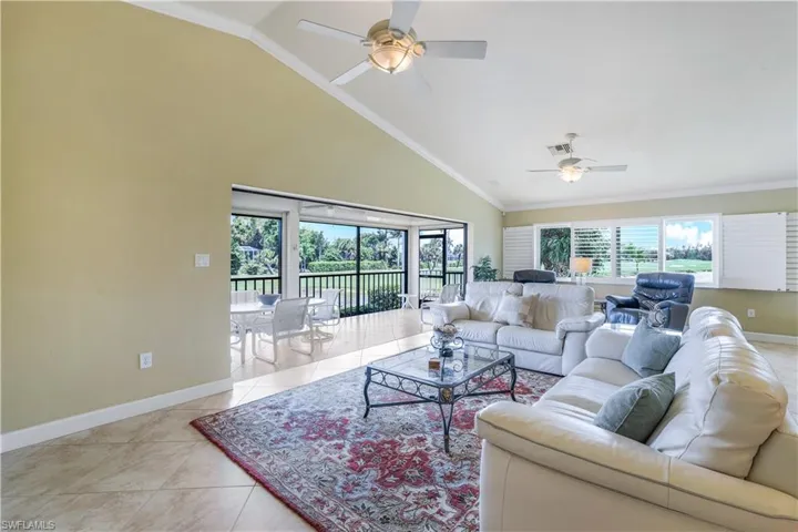 Outside Lanai Opens Completely to Inside Entertainment