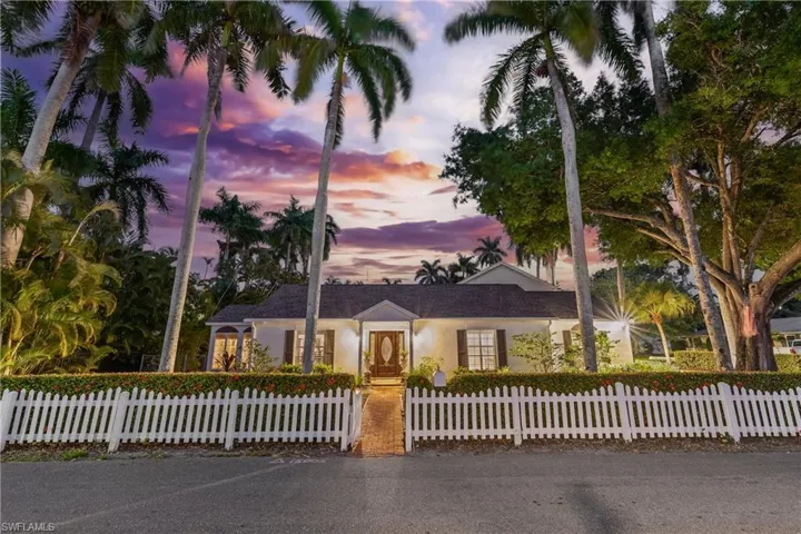 4615 Caloosa Vista Way, Fort Myers, Florida 33901