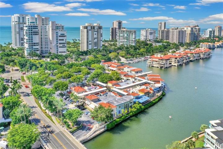 Walkable to beautiful beaches