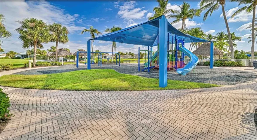 2703 Vareo Ct N, Cape Coral, Florida 33991