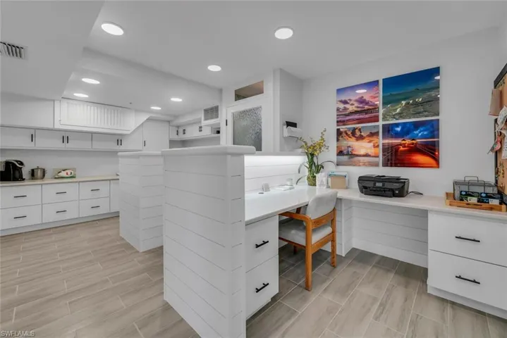 900 Broad Ave S # 2c, Naples Fl 34102