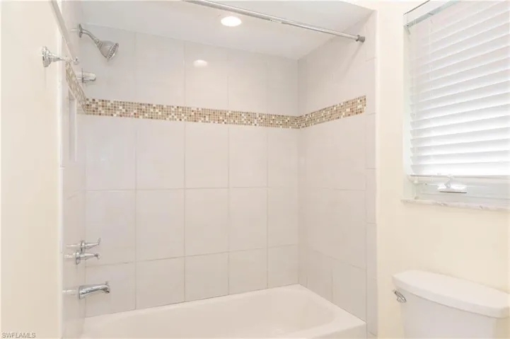 4468  Beechwood Lake  DR, Naples, FL 34112