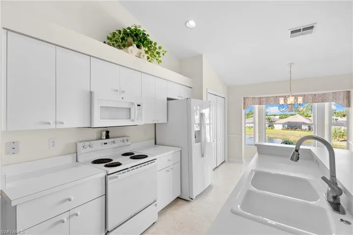 20640  Country Creek  DR, Estero, FL 33928