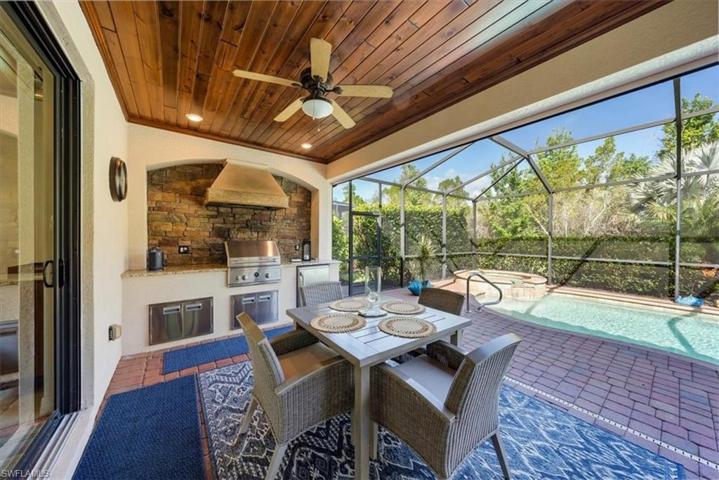 Outdoor Kitchen