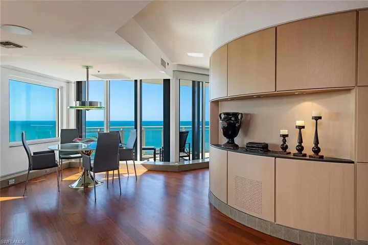 8231  Bay Colony  DR, Naples, FL 34108